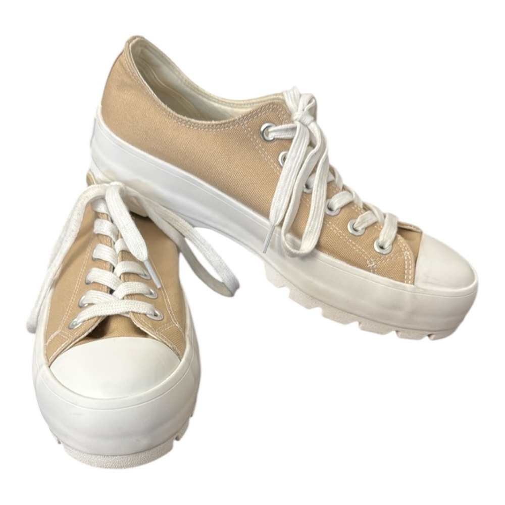 Sincerely Jules Vasco Tan and White Platform Sneakers Size 9